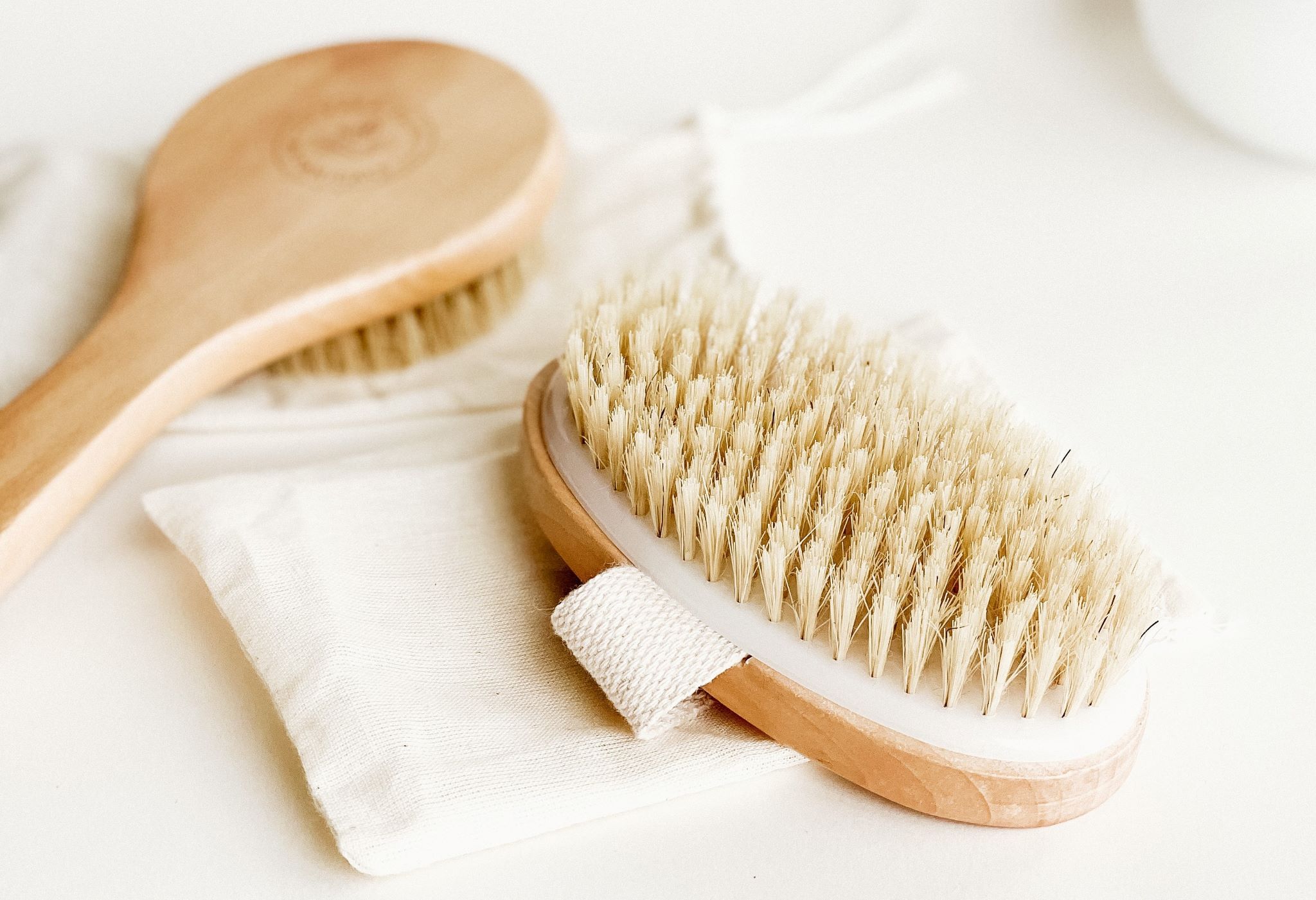 the benefits of dry brushing your skin